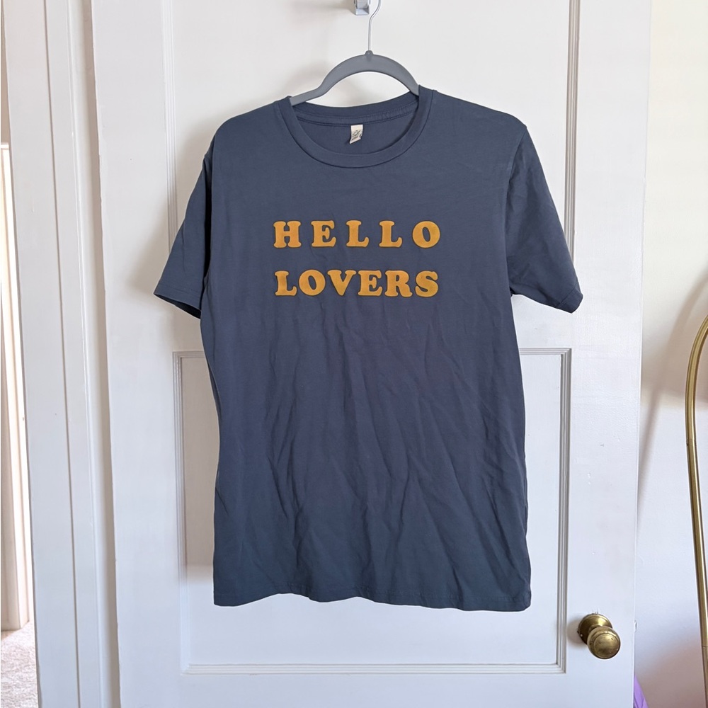 Niall Horan T-Shirt with Yellow 'Hello Lovers' Print